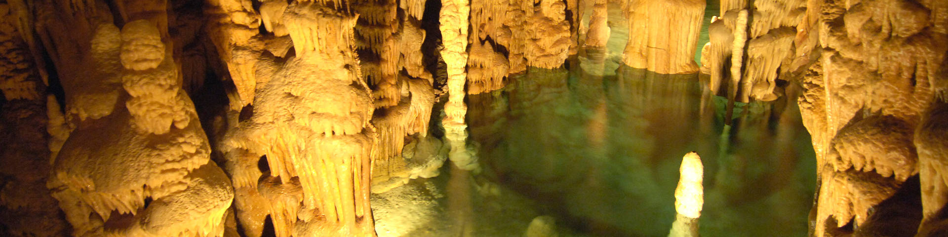 In the Katerloch stalactite cave